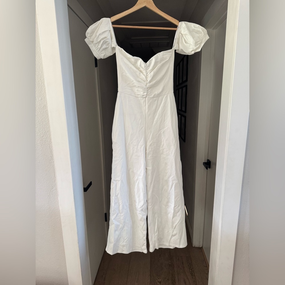 Lulus Impress Release White Off-the-Shoulder Puff Sleeve Jumpsuit Sz S NEW - Picture 5 of 9
